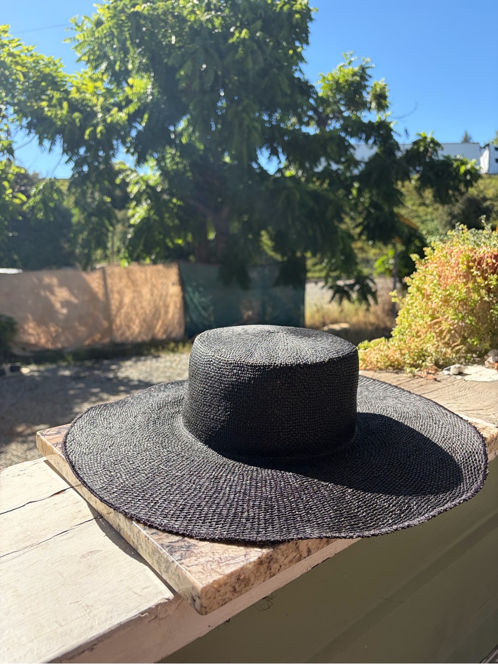 Janessa Leoné Black Straw Sunhat